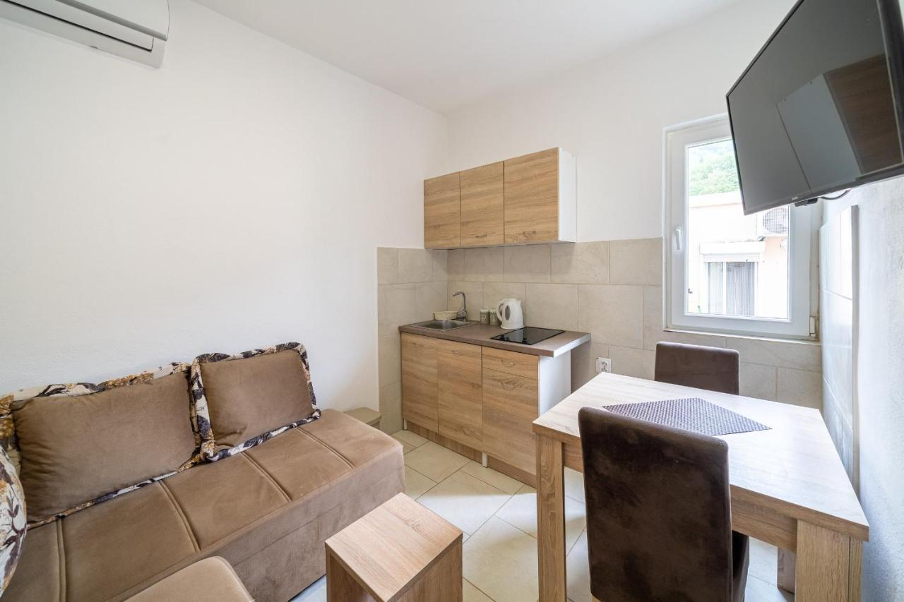 Ana Appartement Petrovac