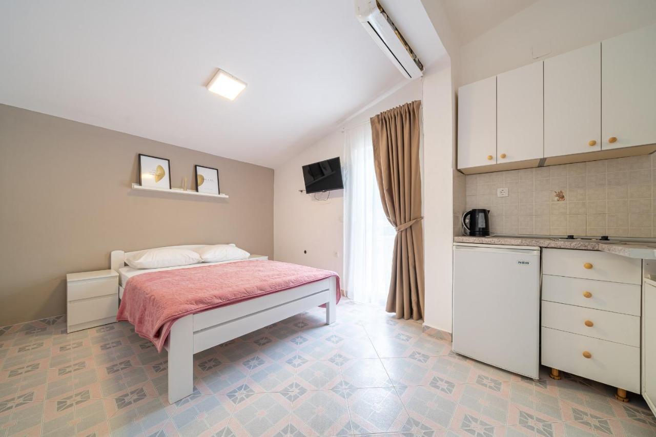 Ana Appartement *